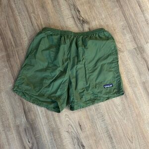 Men’s Medium Patagonia Baggy Shorts